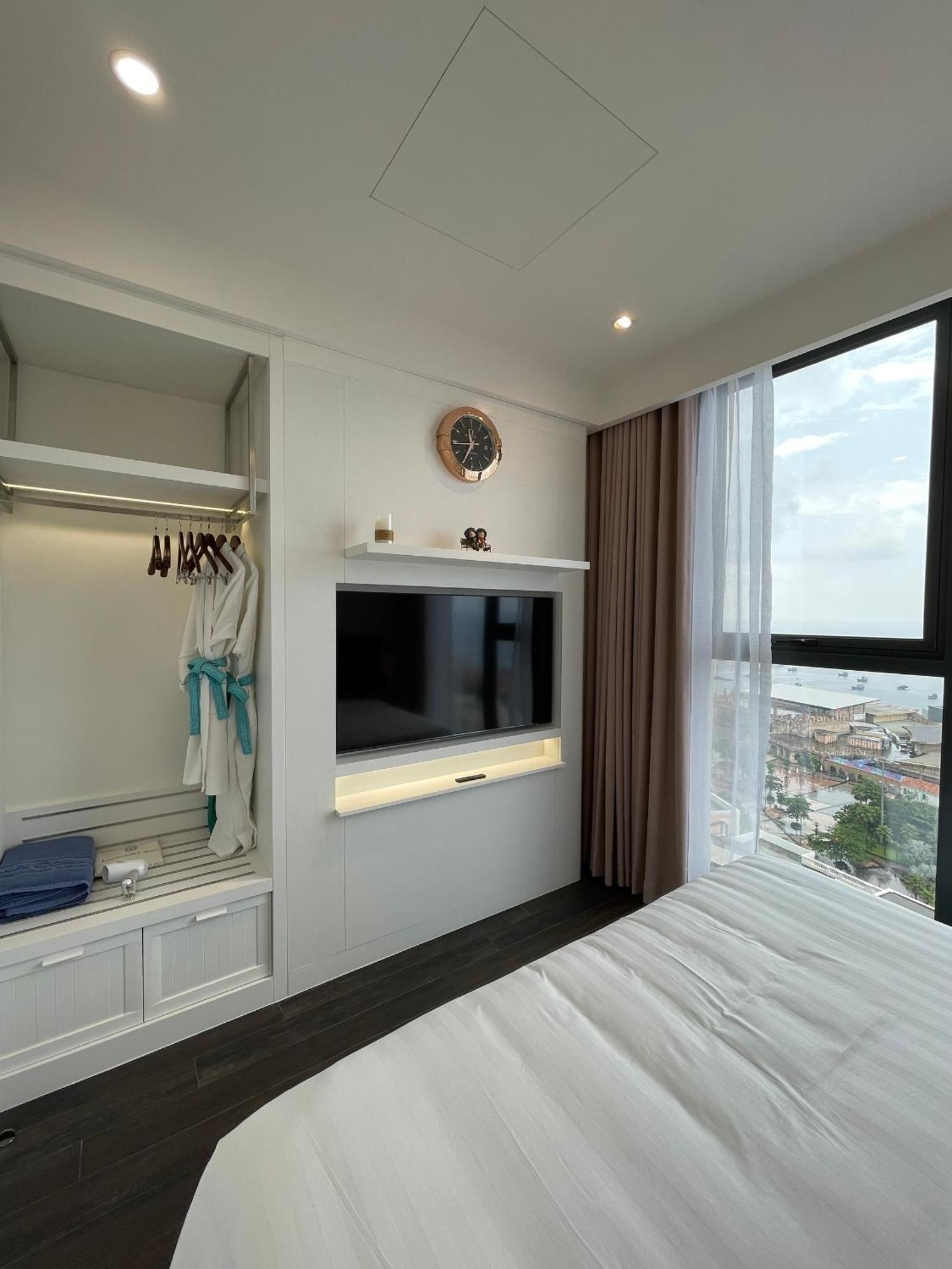 Times Corner Sorrento Boutique Hotel Дуонг-Донг Экстерьер фото